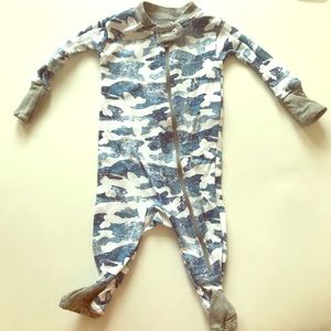 Burt’s Bees | ORGANIC COTTON ONSIE ~NEVER WORN~